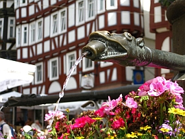 ber den Dchern der Marburger Altstadt